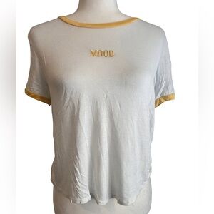 Charlotte Russe White MOOD Short Sleeve T-Shirt with Yellow Trim Size Medium